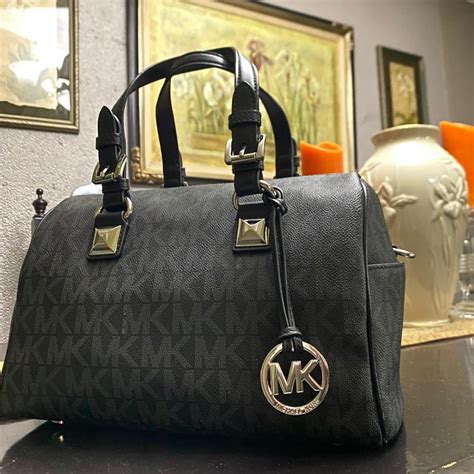 bottom imagres of michael kors grayson bag|Best 25+ Deals for Michael Kors Grayson Handbags .